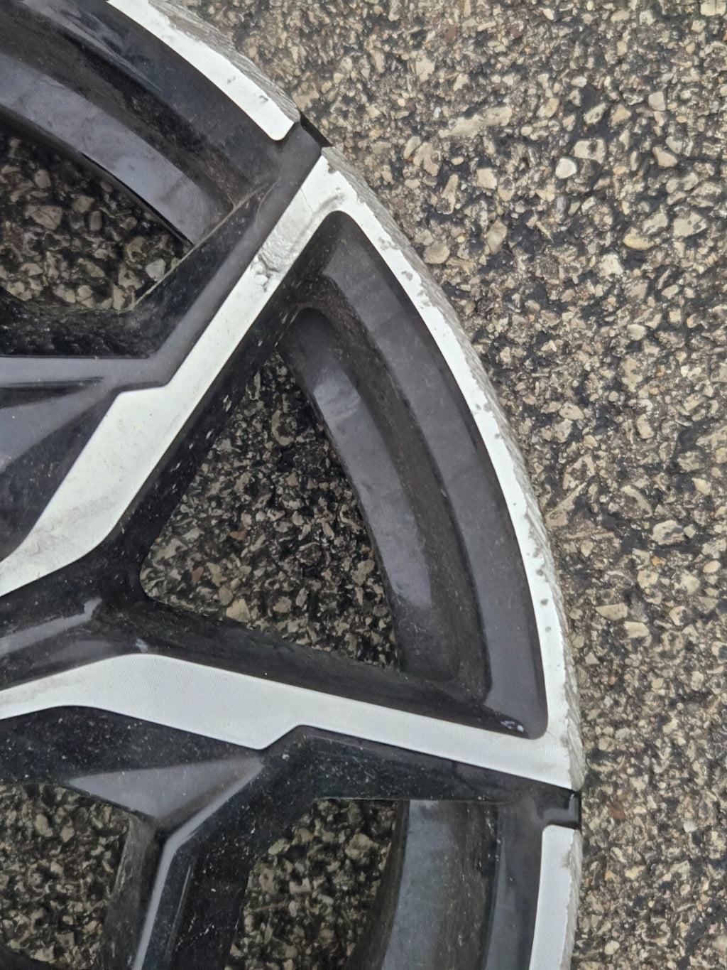 2023 - 2024 BMW X4 G02 OEM 19X7.5 M SERIES WHEEL RIM 7916263 *GOUGED/SCRAPED OEM