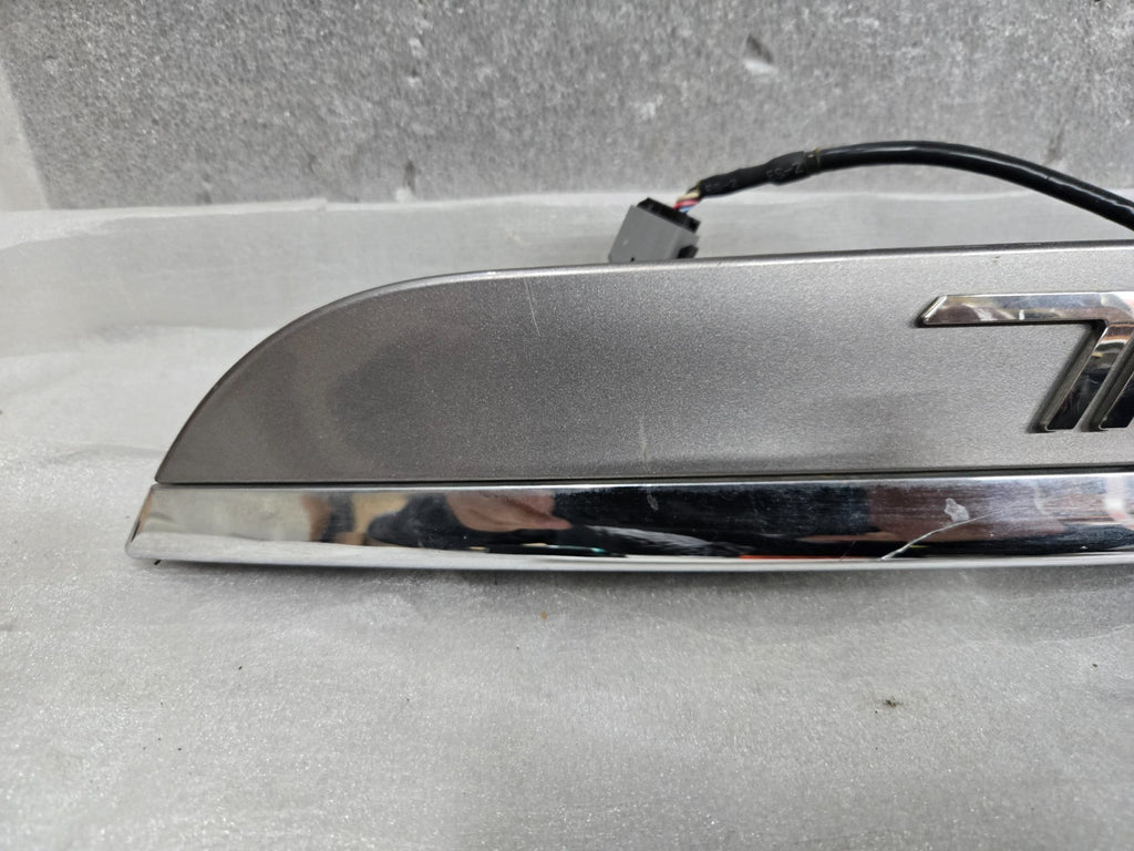 2014-2017 Maserati Ghibli Trunk Deck Lid Cover w/Camera 670010759 OEM 178269