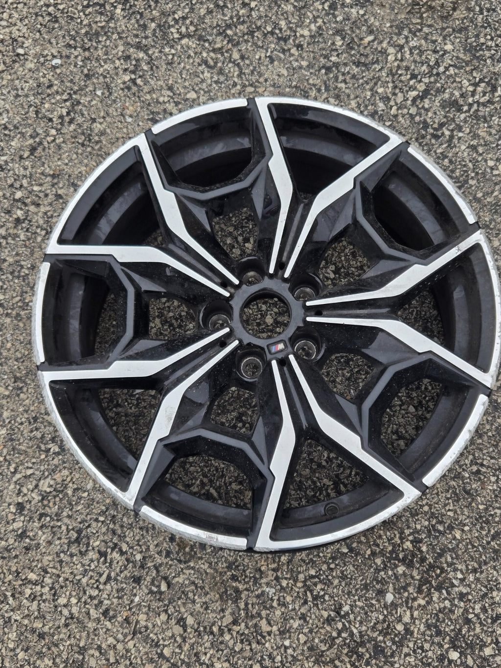 2023 - 2024 BMW X4 G02 OEM 19X7.5 M SERIES WHEEL RIM 7916263 *GOUGED/SCRAPED OEM