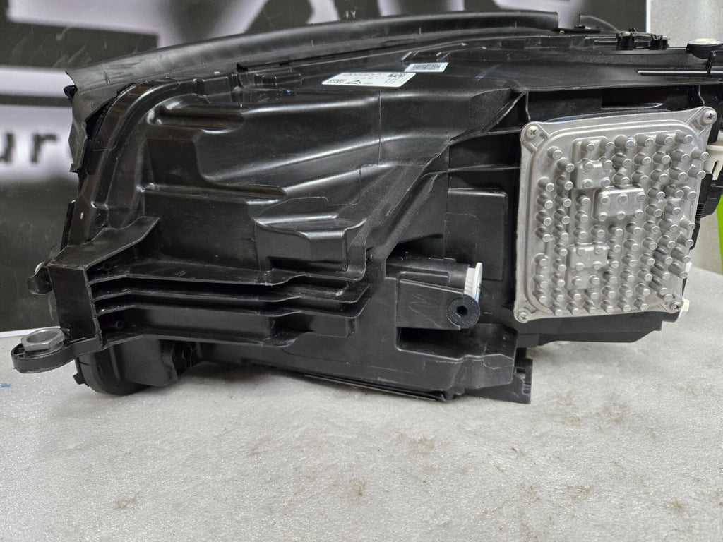 2020-24 Mercedes-Benz GLS450 GLS580 Right LED Headlight OEM A1679067011 COMPLETE