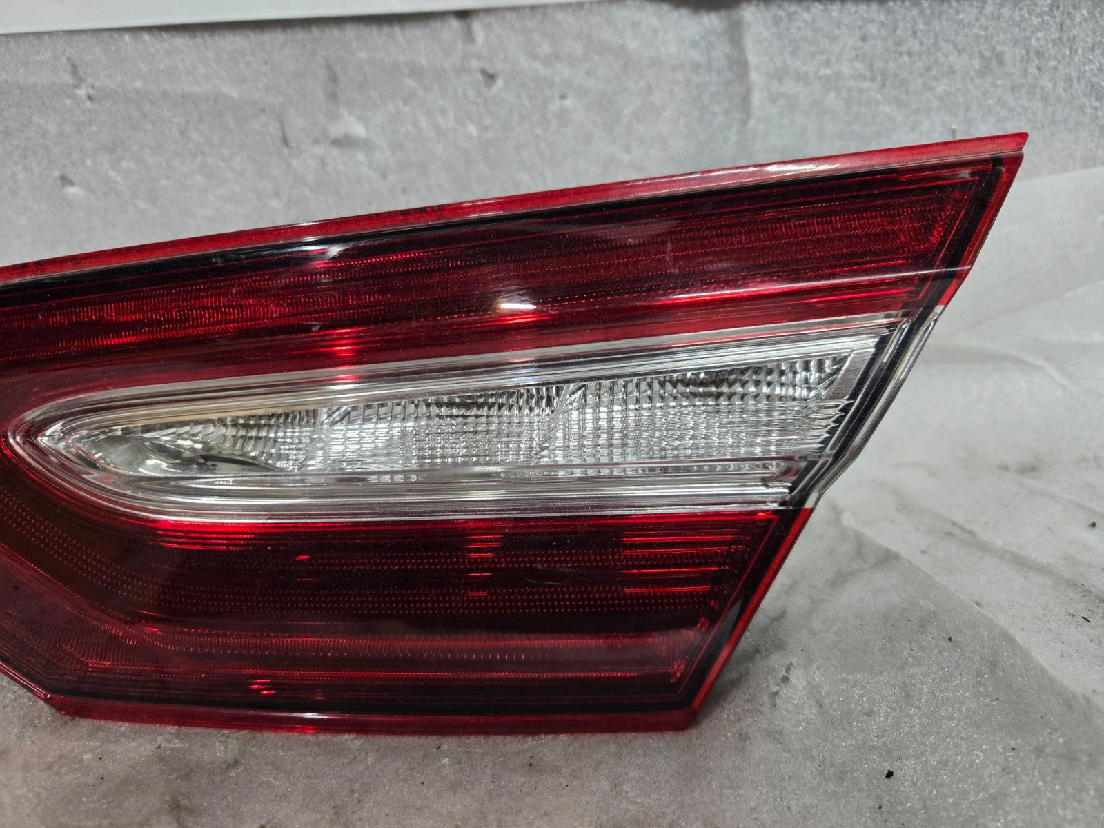 2021-2024 Toyota Camry LED Tail Light Right RH Passenger DECKLID MOUNTED OEM