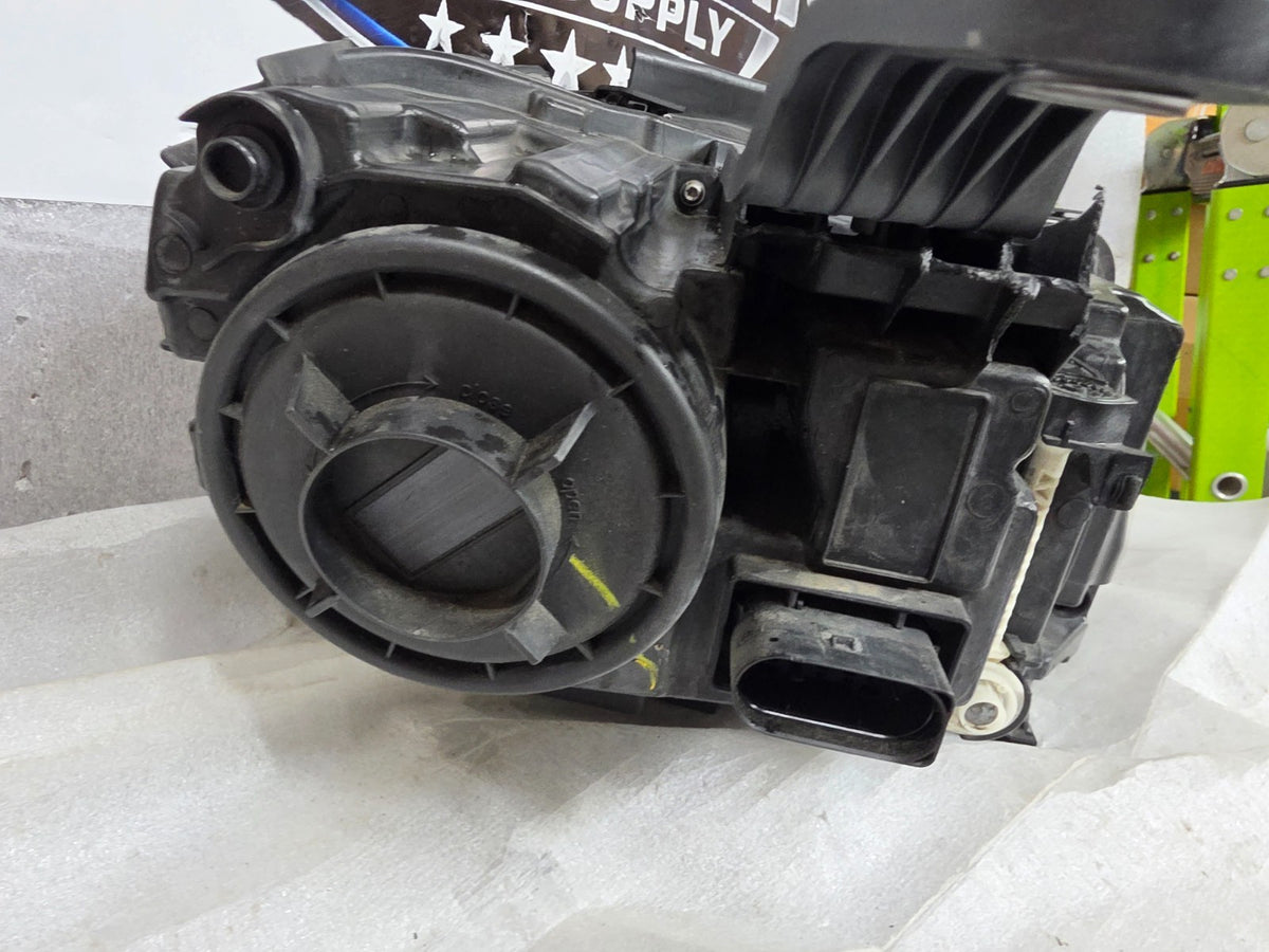 2020-2023 MERCEDES GLE LEFT LH DRIVER SINGLE BEAM LED HEADLIGHT OEM A1679066104