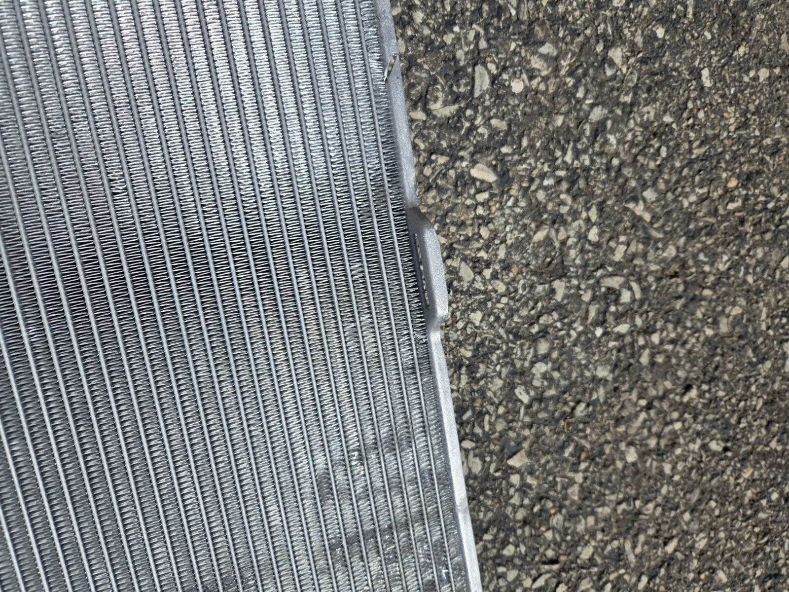 2017 - 2025 ALFA ROMEO GIULIA 2.0L ENGINE COOLANT COOLING RADIATOR OEM 50563151