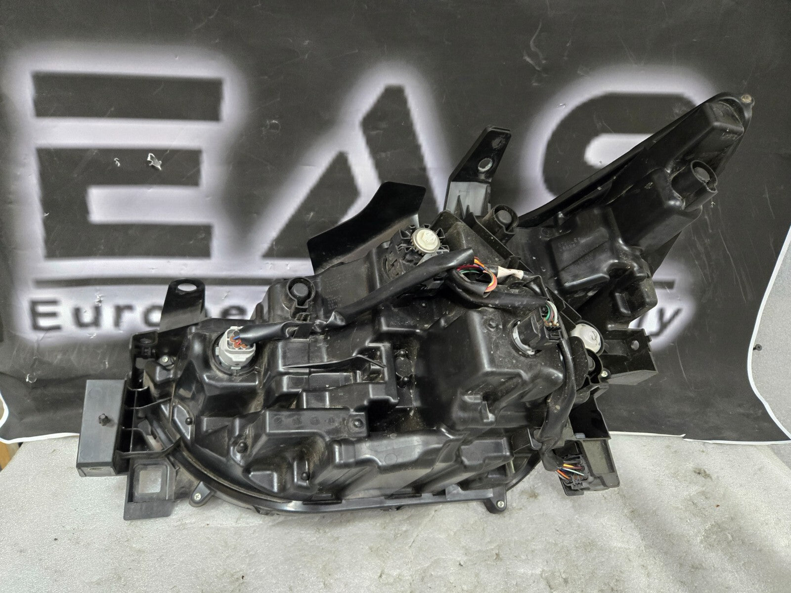 2022-2024 MAZDA CX-5 HEADLIGHT RIGHT PASSENGER SIDE LED NON AFS OEM KSD6-51030 R