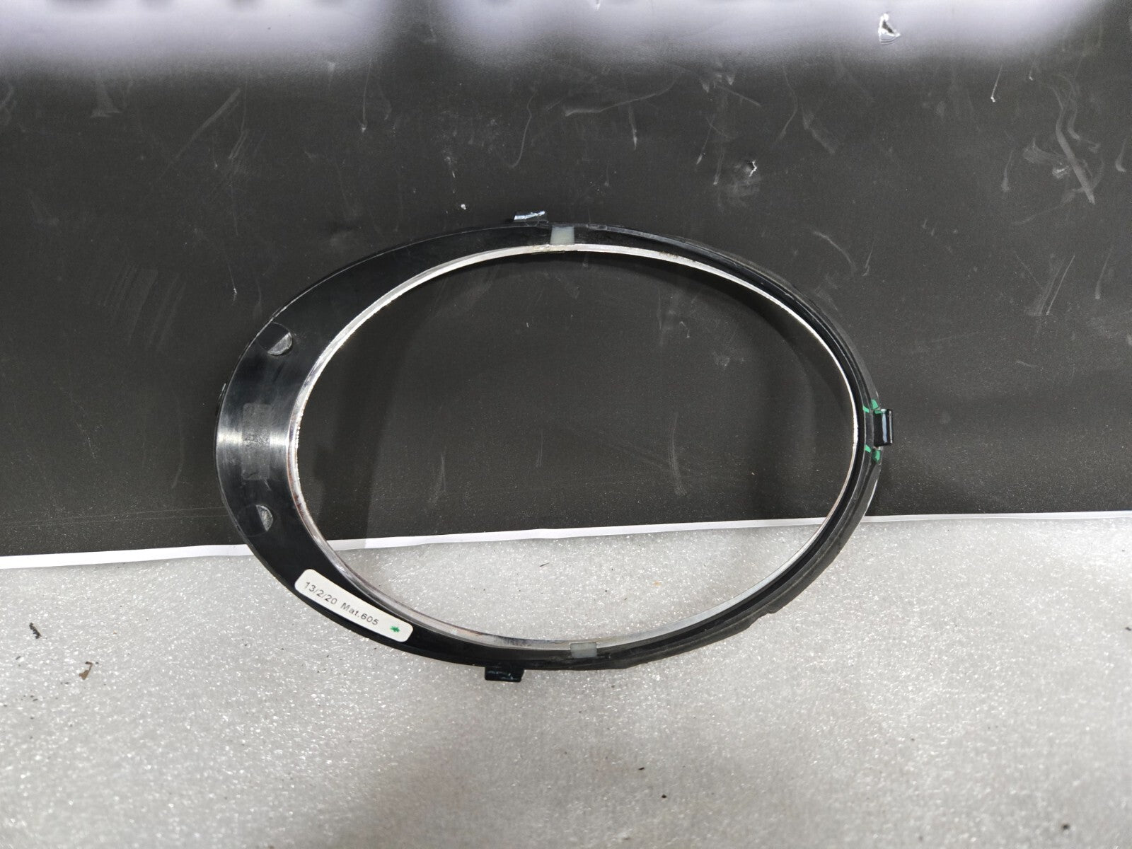 2020-2022 Bentley Bentayga Left LH Driver Headlight Outer Trim Chrome SMALL OEM