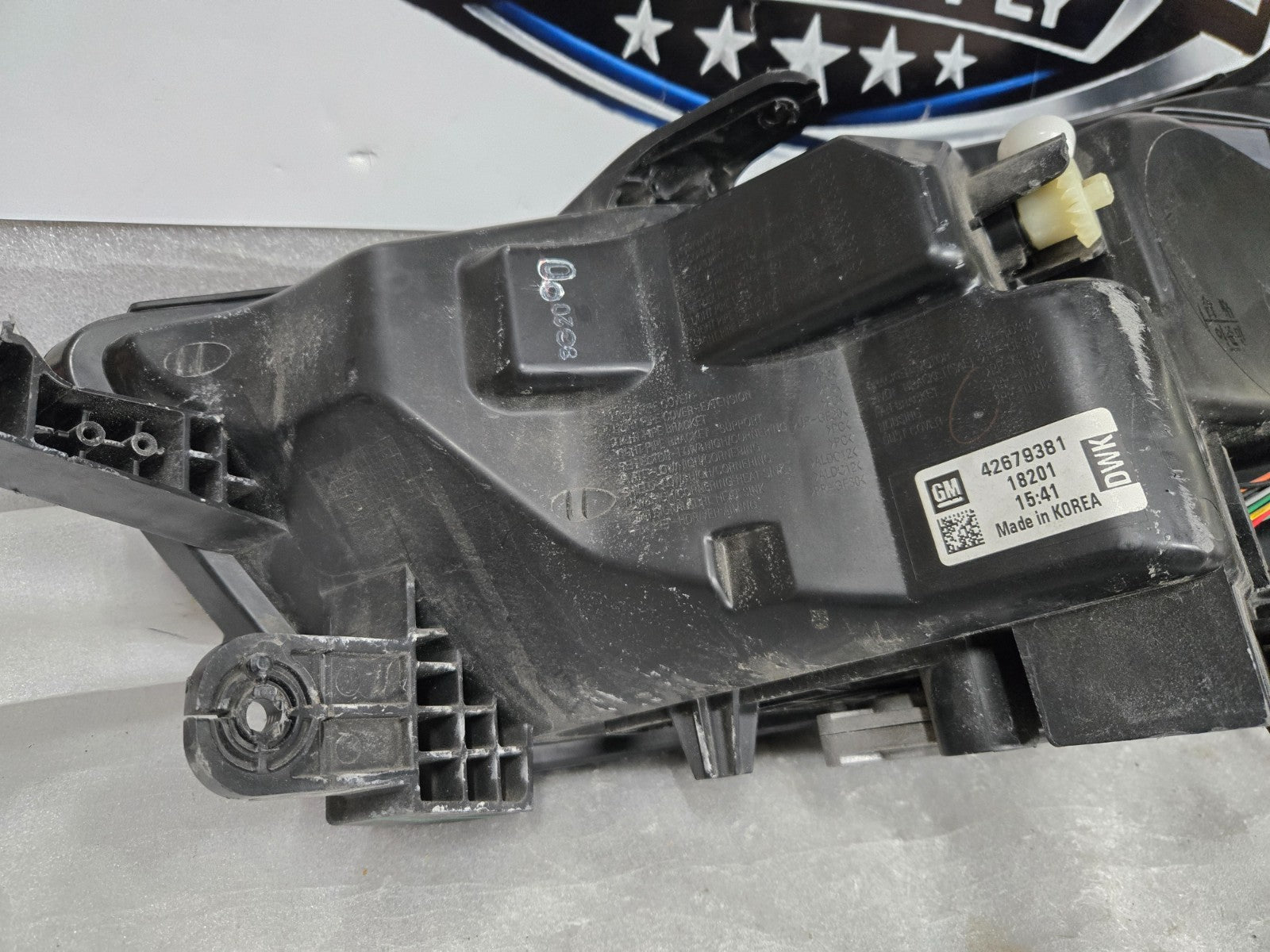 2017-2020 Buick Encore Right Passenger Full LED Headlight OEM 42679381 COMPLETE