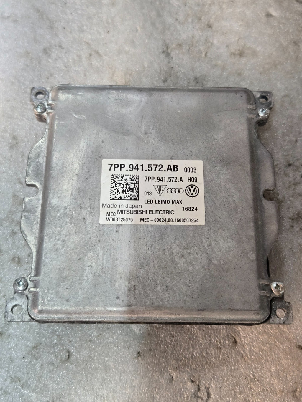 OEM Audi A4 Q3 Q7 Tiguan LED Control Unit Module 7PP941572AB OEM