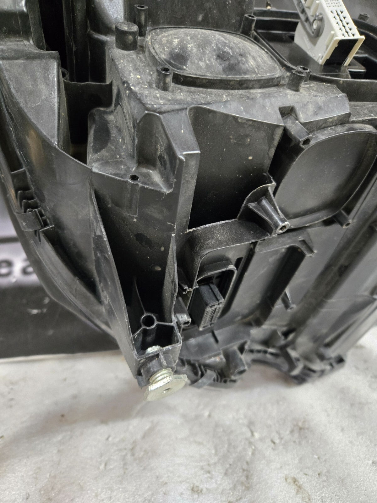 2012-2014 Mercedes W218 CLS550 Left LH Driver Side LED Headlight OEM A2188205161