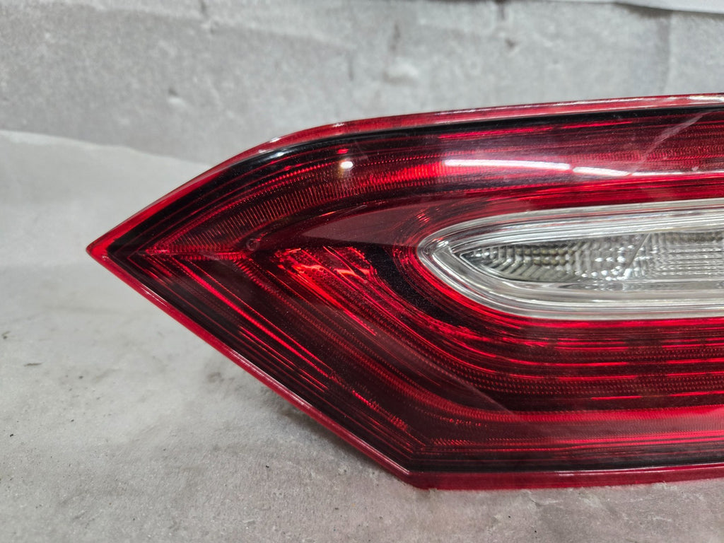 2021-2024 Toyota Camry LED Tail Light Right RH Passenger DECKLID MOUNTED OEM
