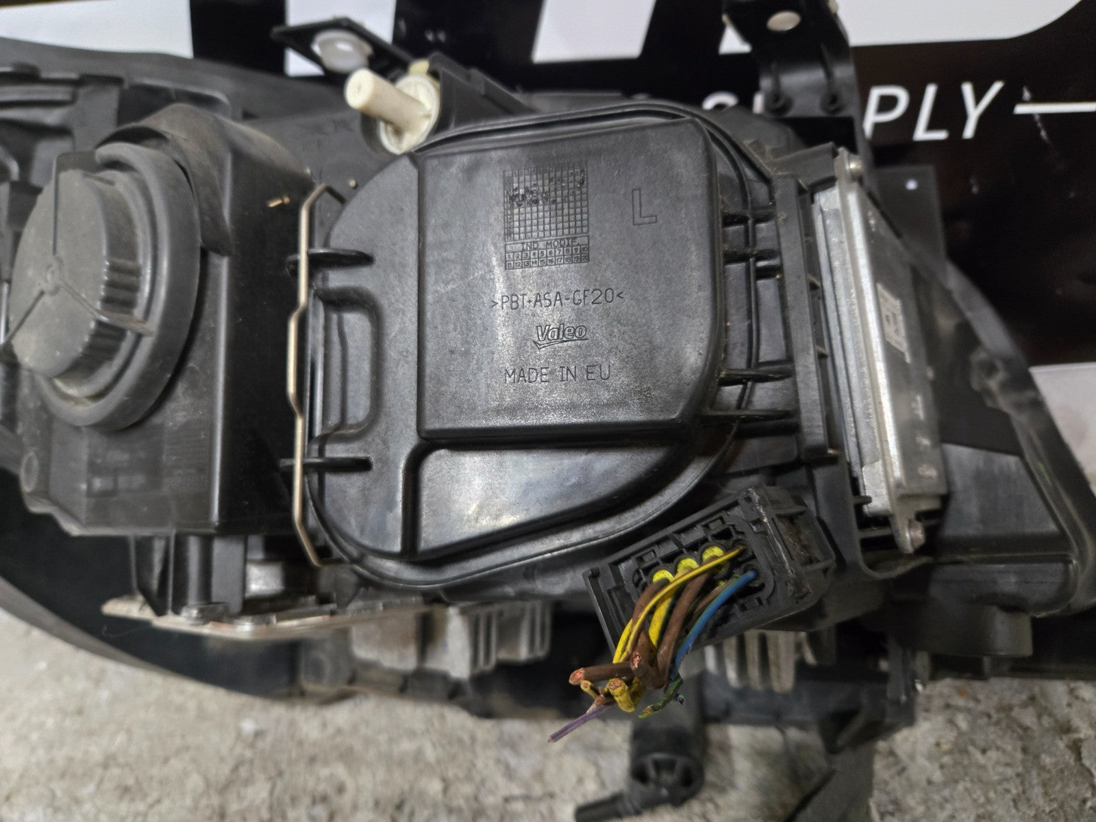 2013-2015 BMW E84 X1 Left LH Driver Adaptive Bi-Xenon Headlight COMPLETE OEM