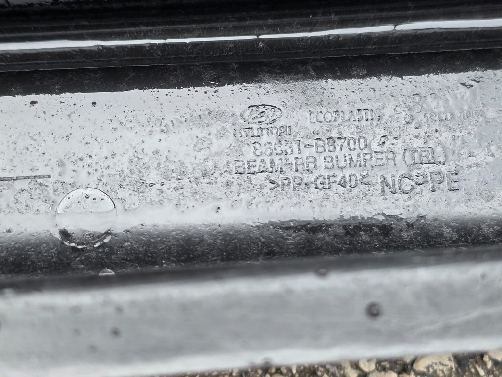 2017 2018 2019 HYUNDAI SANTA FE REAR BUMPER REINFORCEMENT BAR 86631-B8700 OEM