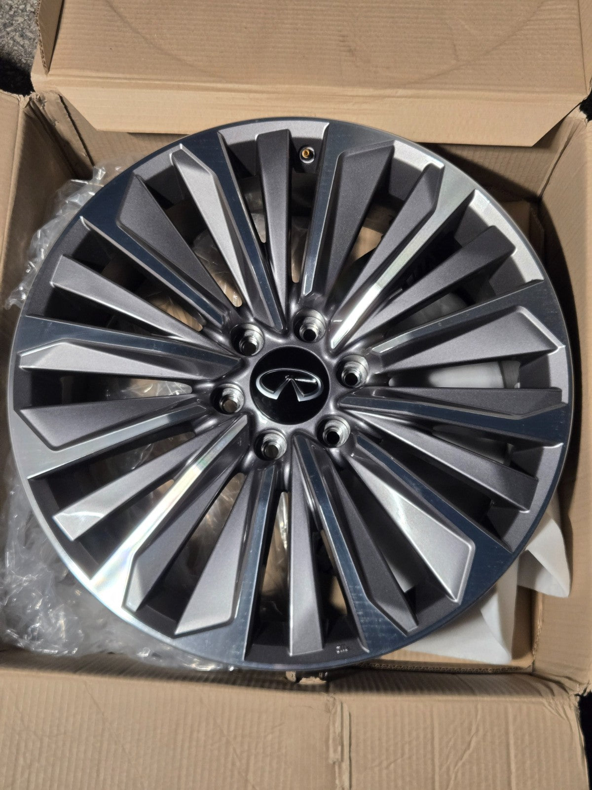 Infiniti QX80 4030S-IP228B IP 22X8 BLACK MONOGRAM WHEEL RIM OEM