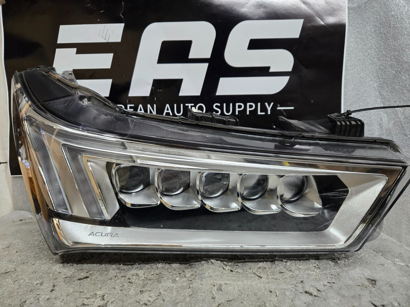 2017 2018 2019 2020 Acura MDX Right Passenger LED Headlight 33100-T25-A513 OEM