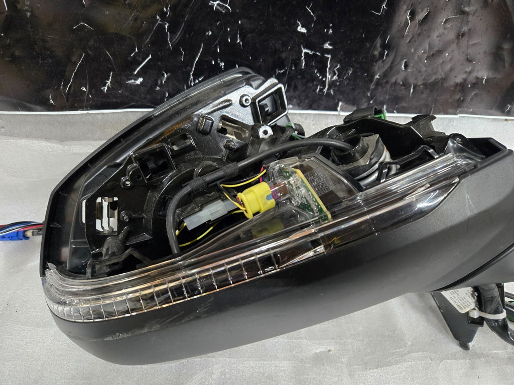 2018 - 2025 AUDI Q5 FRONT RIGHT RH PASSENGER DOOR SIDE VIEW MIRROR w/ Camera OEM