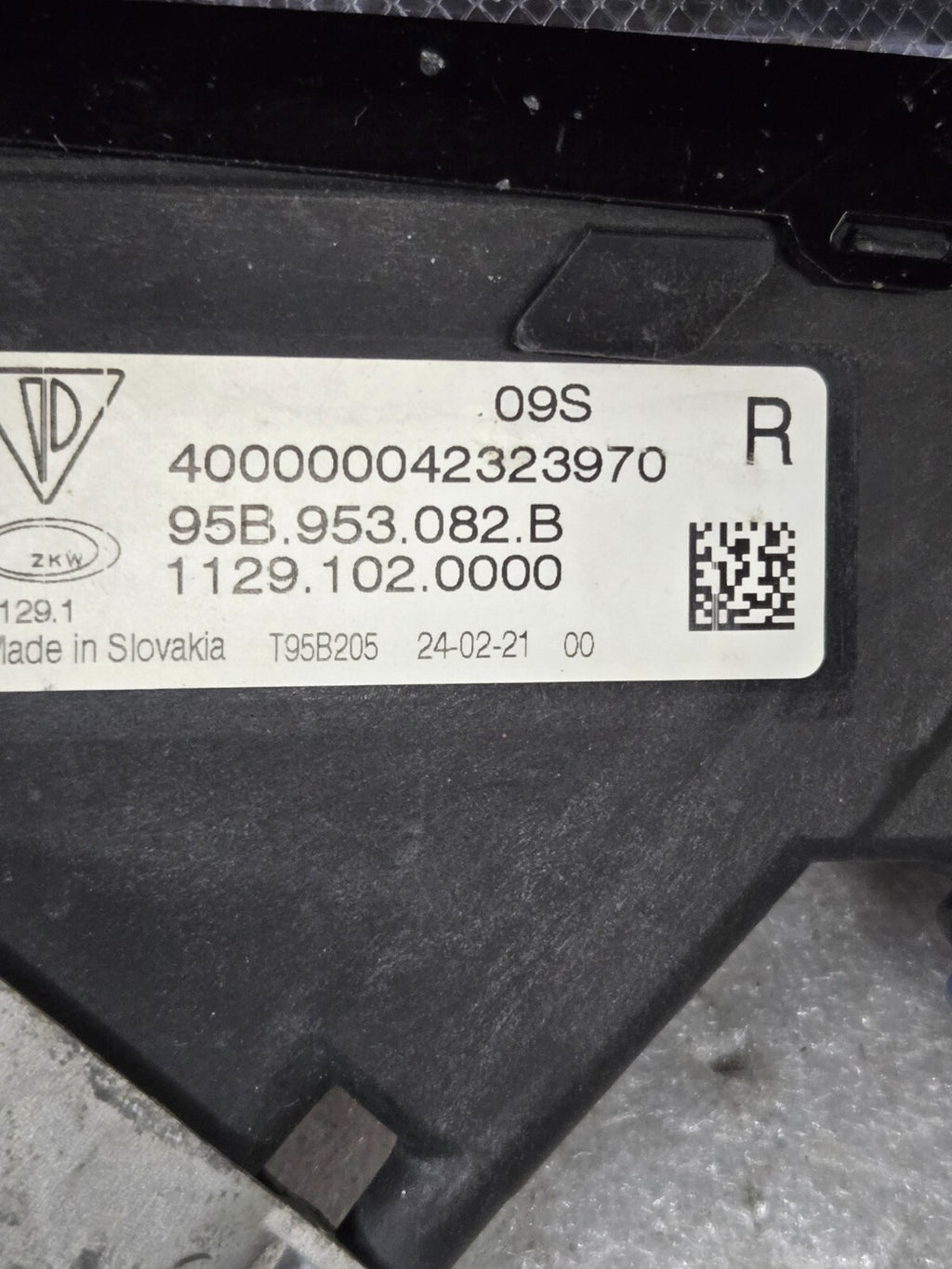 2019-2021 Porsche Macan Right Turn Signal Daytime Running Light OEM 95B953082B