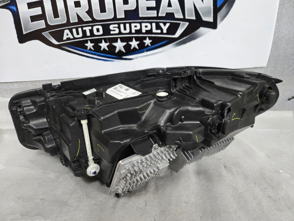 2022-2025 BMW 3-Series Right RH Passenger Shadowline LED Headlight OEM 7886664
