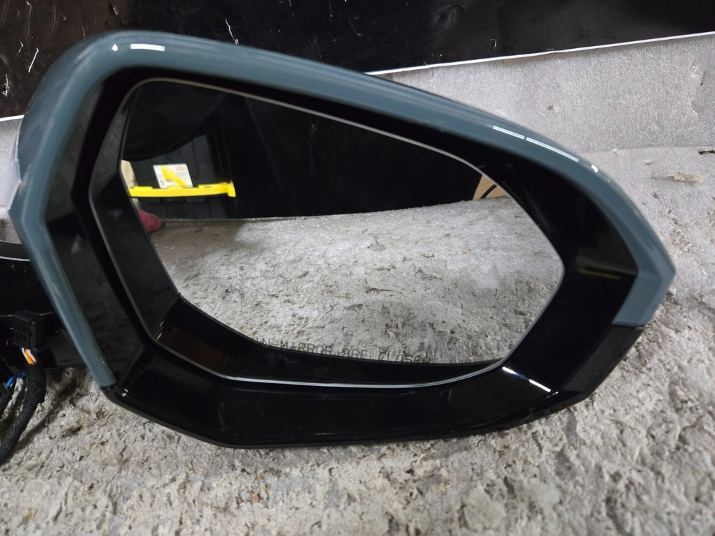 2024 2025 BMW 5 SERIES I5 G60 M-SPORT RIGHT RH MIRROR w/ CAMERA COMPLETE OEM