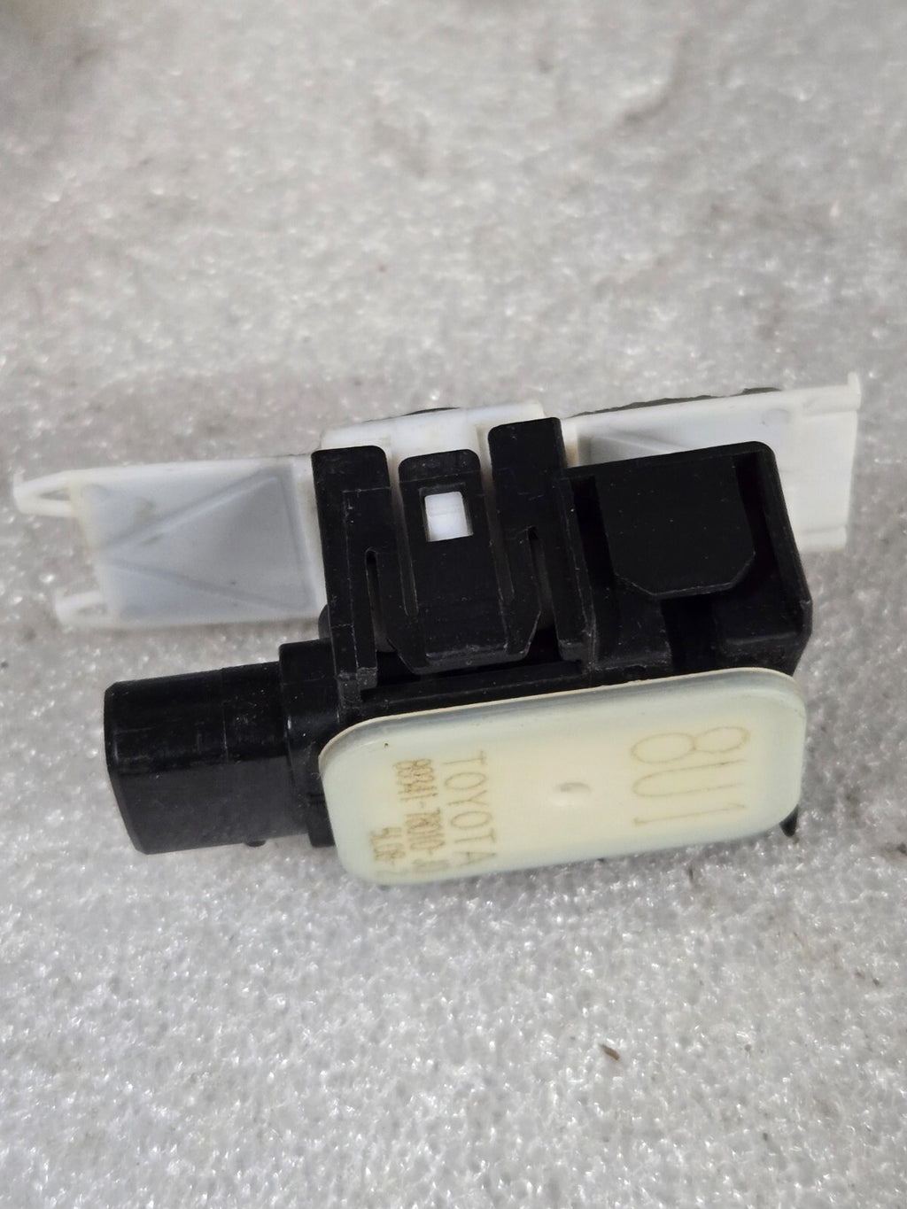 2015 – 2021 LEXUS NX 200T REAR BUMPER PARKING SENSOR OEM 89341-78010