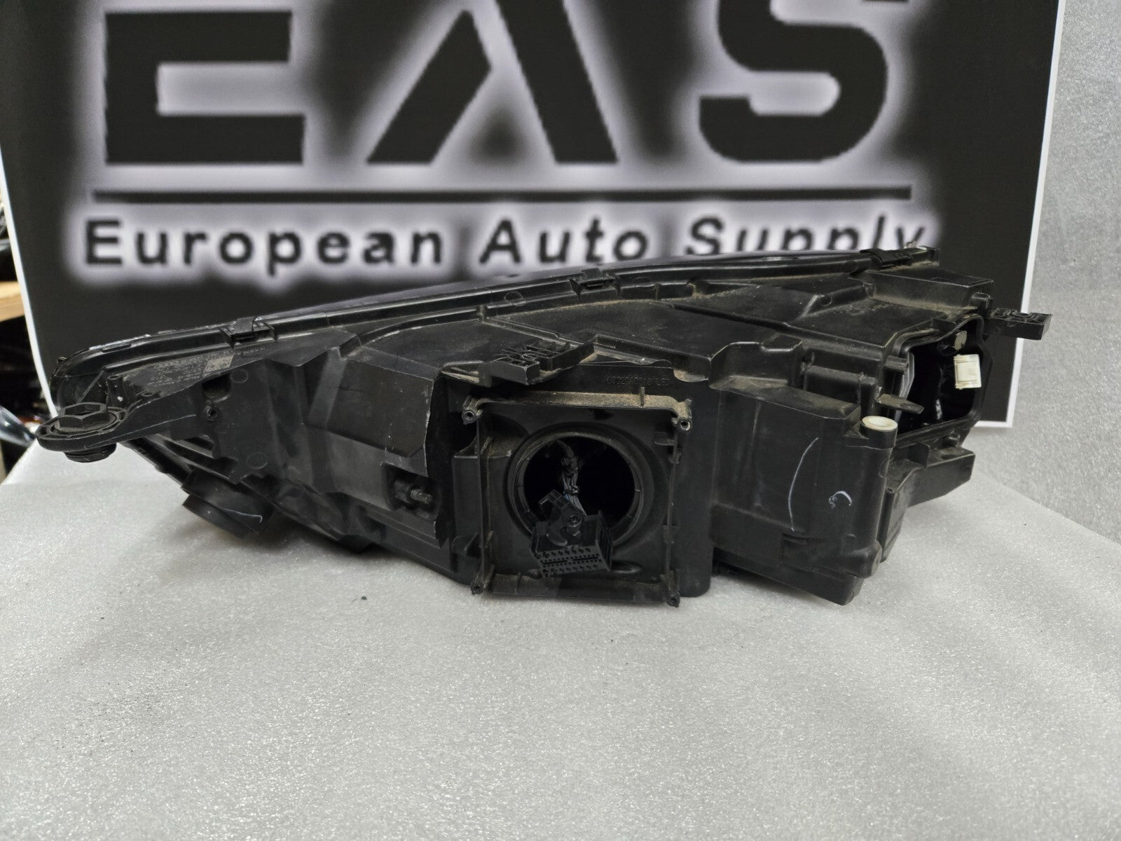 2018 2019 2020 Audi Q5 SQ5 LED Headlight Right Passenger Side RH OEM 80A941034B