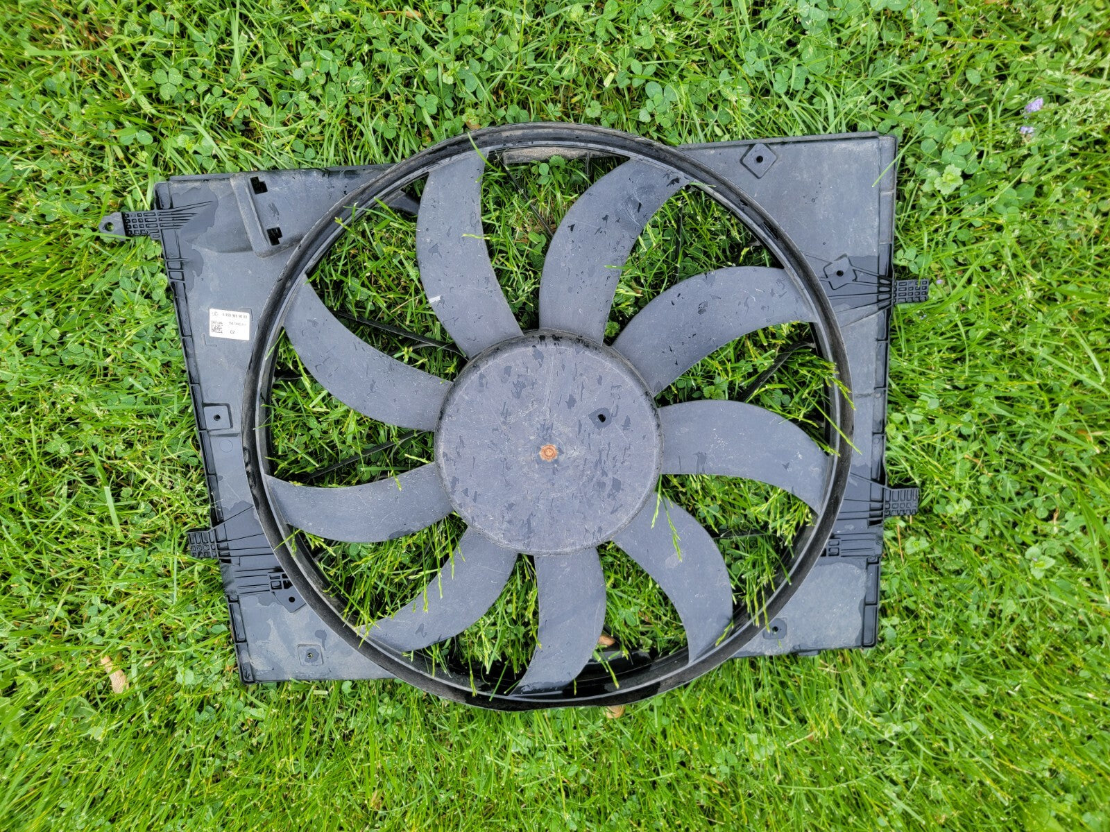 2015-2017 MERCEDES C63 S AMG W205 ENGINE MOTOR COOLING RADIATOR FAN MOTOR 1000W