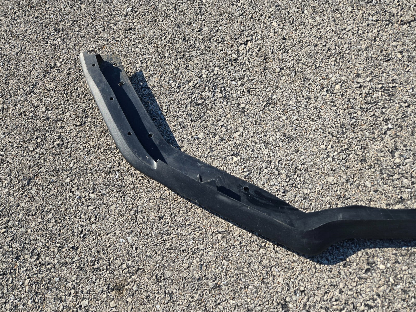 2018 2019 2020 FORD MUSTANG FRONT LOWER BUMPER VALANCE COVER OEM JR3B-17F775