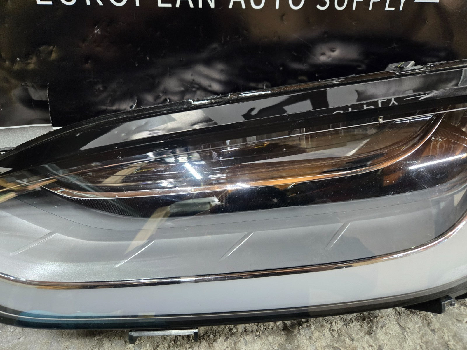 2016-2023 Tesla Model X UP LEVEL LED Headlight L Left Driver Side OEM W/Module
