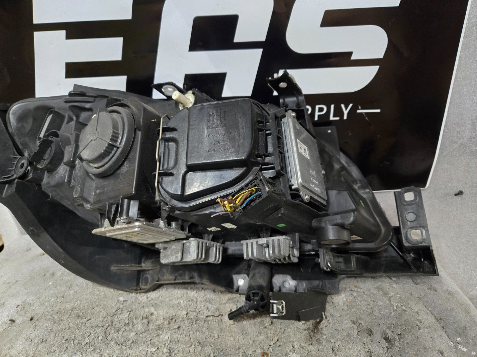 2013-2015 BMW E84 X1 Left LH Driver Adaptive Bi-Xenon Headlight COMPLETE OEM