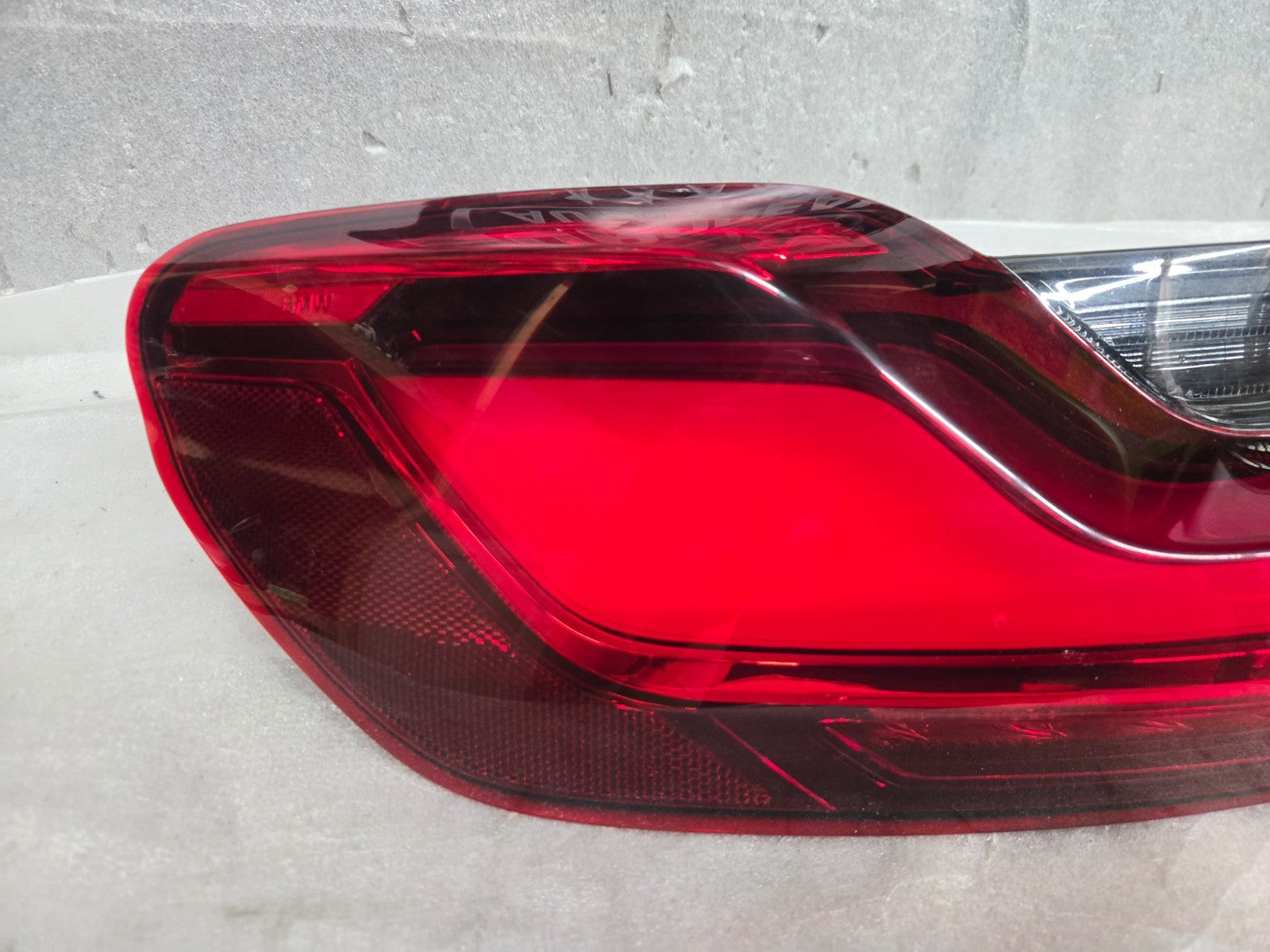 2019-2023 BMW X4 G02 REAR LH LEFT DRIVER SIDE OUTER QUARTER TAIL LIGHT LAMP OEM