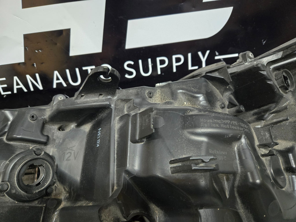 2019-2021 TOYOTA RAV4 RIGHT PASSENGER RH HEADLIGHT ASSY OEM PART# 81110-0R160