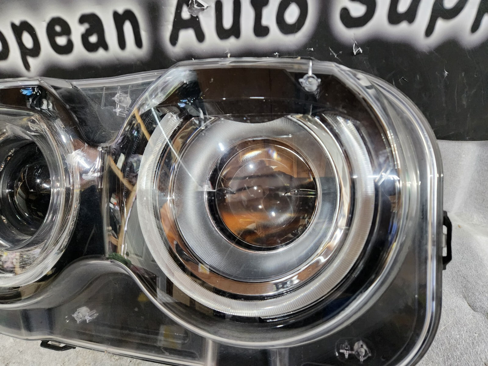 2015-2022 DODGE CHALLENGER LEFT DRIVERS SIDE HALOLGEN HEADLIGHT 68174065-AF OEM
