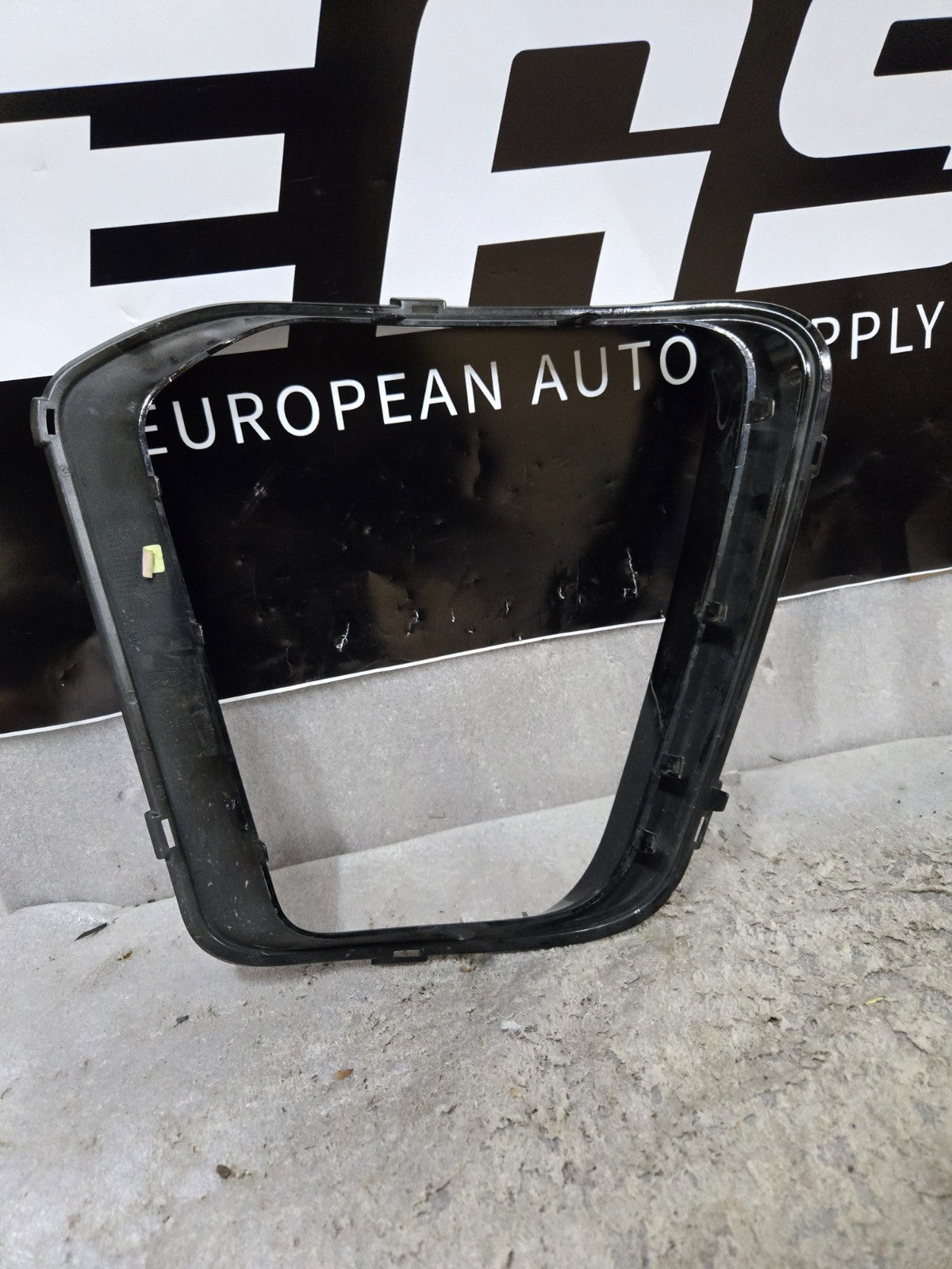 2018 2019 2020 2021 RANGE ROVER SPORT SVR GRILLE TRIM RIGHT RH JK6M-17K946-B OEM