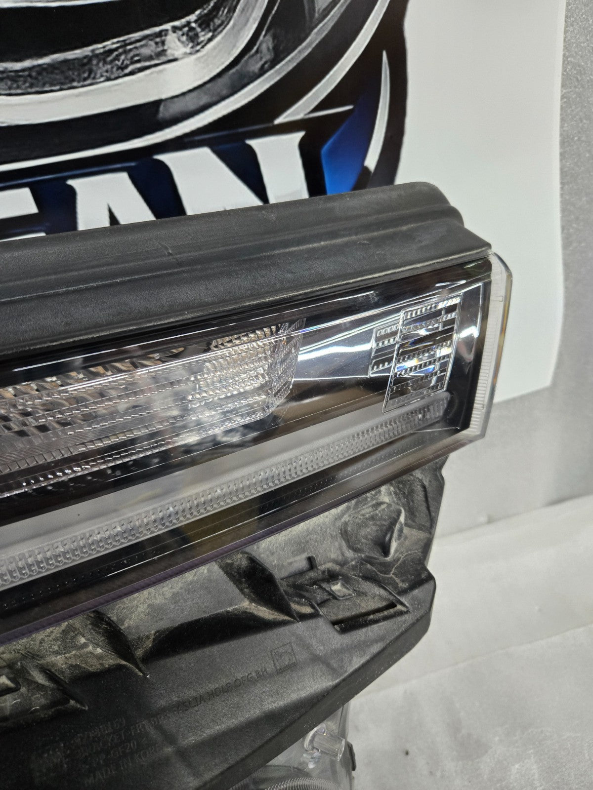 2021-2023 Chevrolet Trailblazer Front Right RH Headlight Assembly OEM 42778368