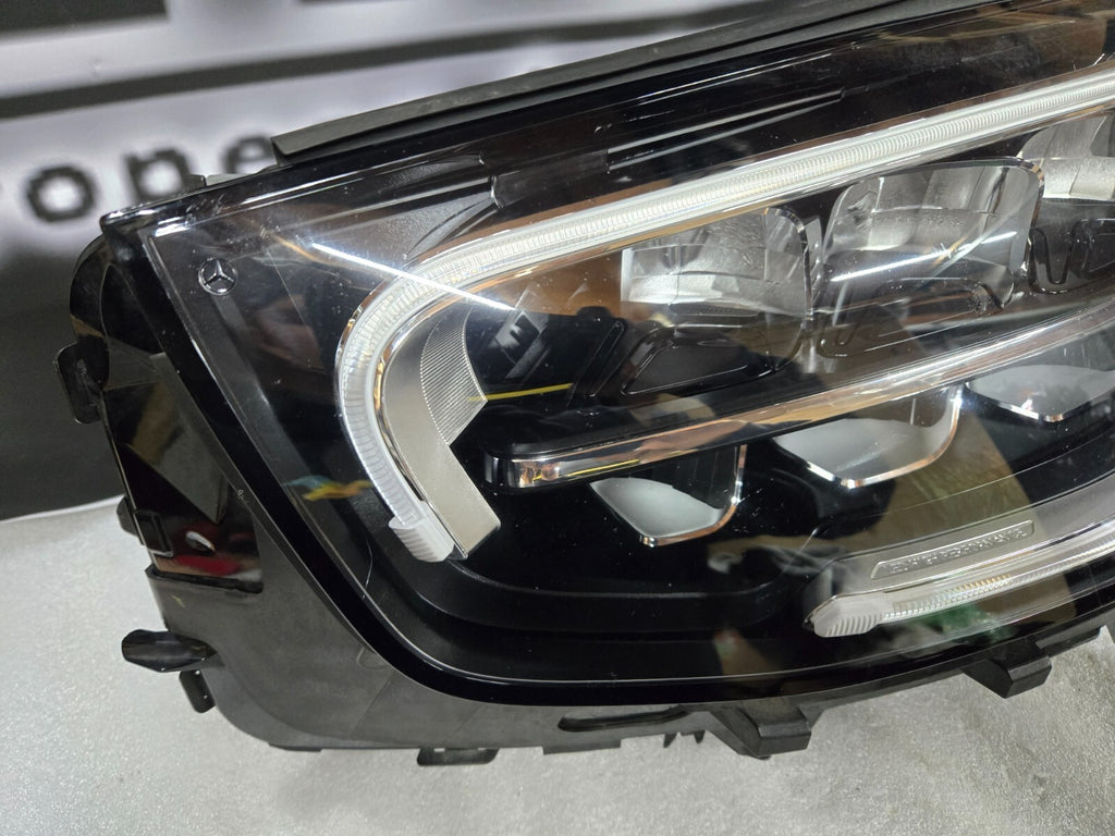20-21 Mercedes Benz X253 GLC300 LH Driver LED Headlight A2539067301 OEM COMPLETE