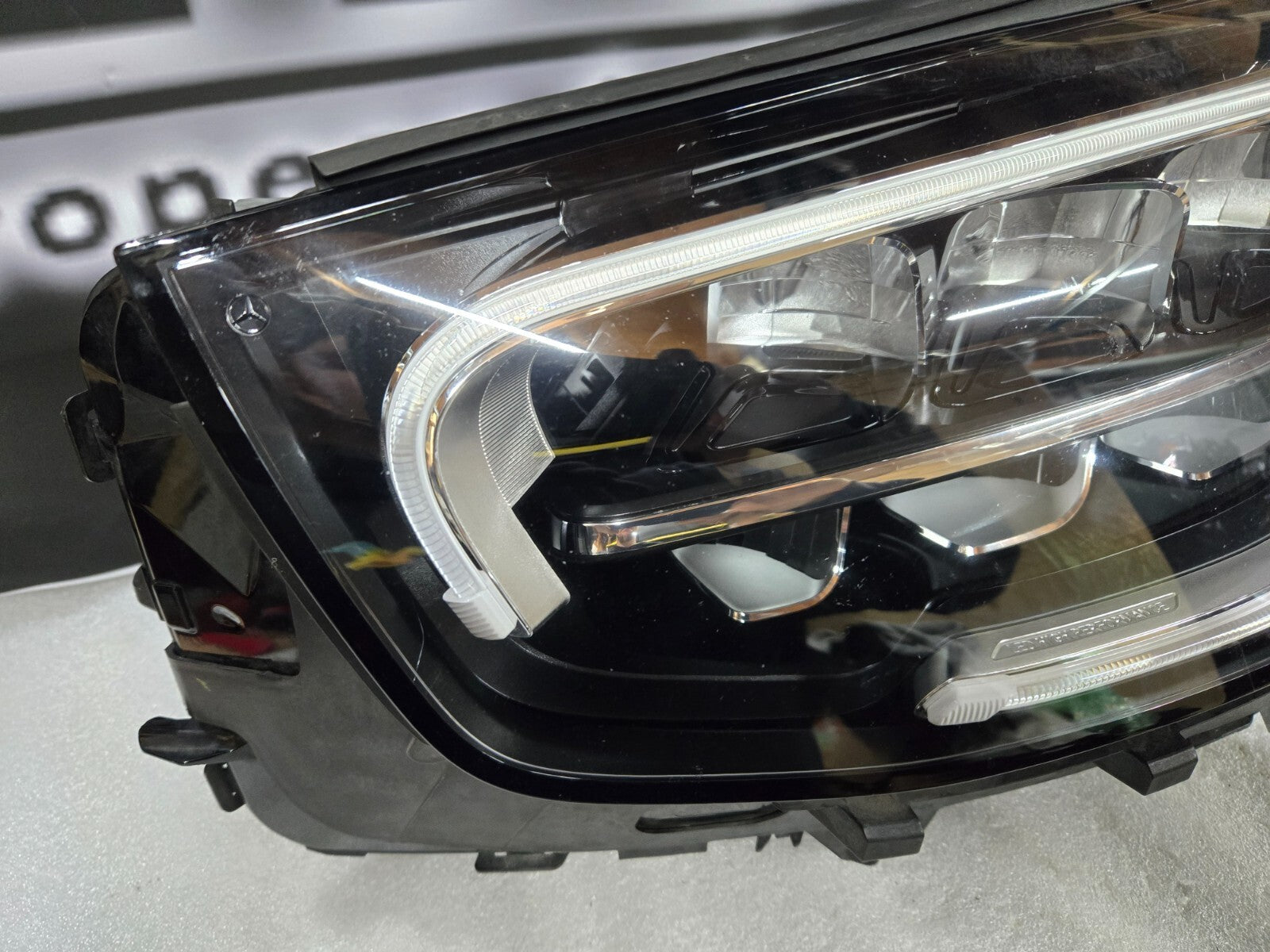 20-21 Mercedes Benz X253 GLC300 LH Driver LED Headlight A2539067301 OEM COMPLETE