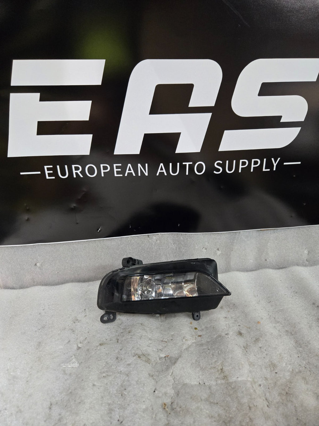 2013-2016 AUDI A4 S4 Right RH Passenger Side Fog Light Assembly 8K0941700C OEM