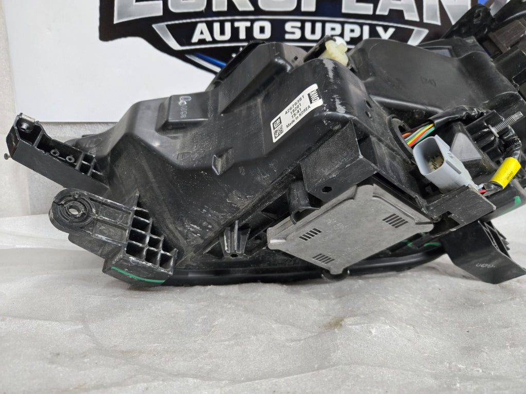 2017-2020 Buick Encore Right Passenger Full LED Headlight OEM 42679381 COMPLETE
