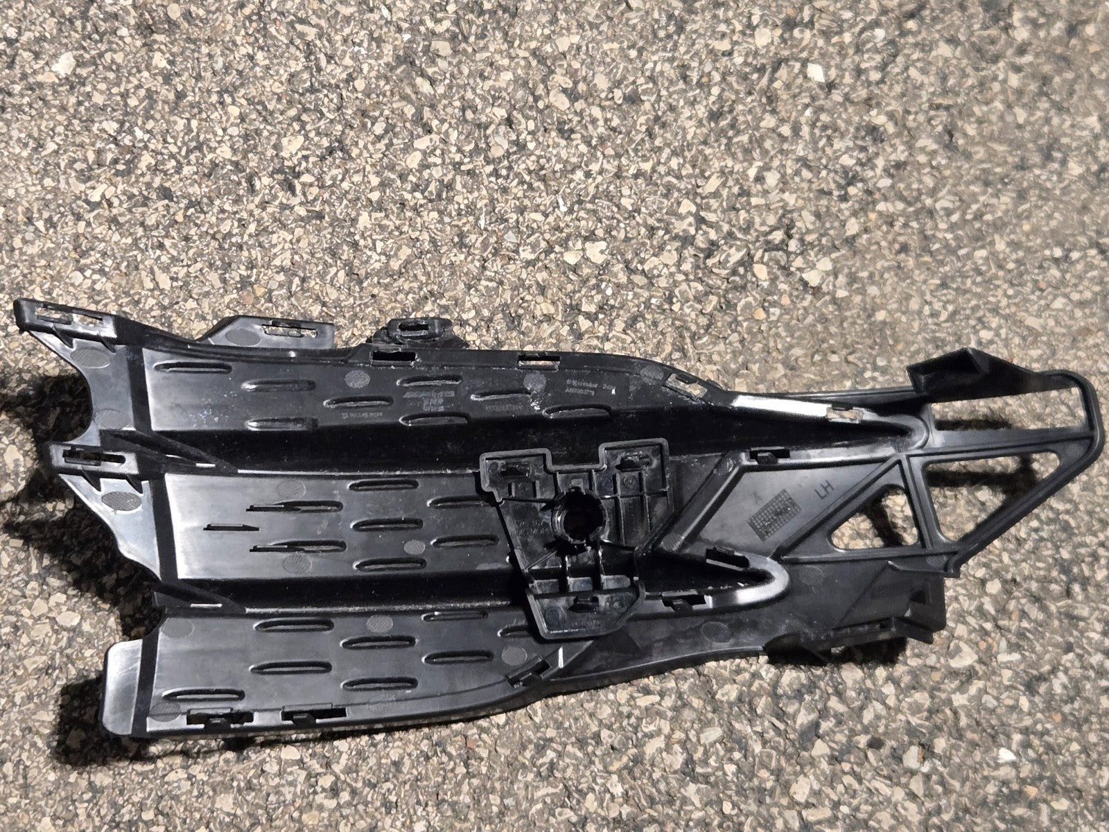 2018-2023 Mercedes GLE W167 A1678853710 Front Bumper Grille Cover Left LH OEM