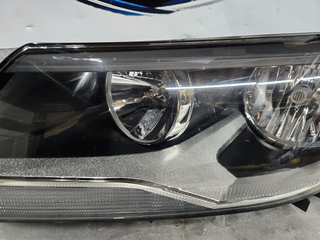2012-2018 Volkswagen Tiguan Left LH Driver Side Halogen Headlight 5N0941005 OEM