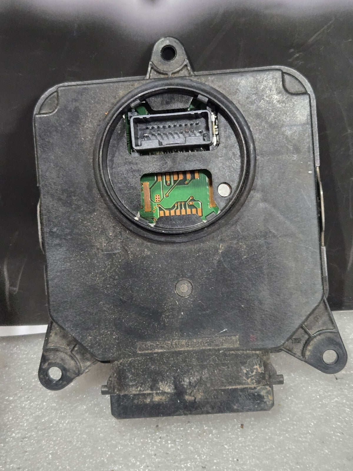 2019 2020 2021 Lexus ES300h ES350 Module Light Control Unit 89908-33170 OEM