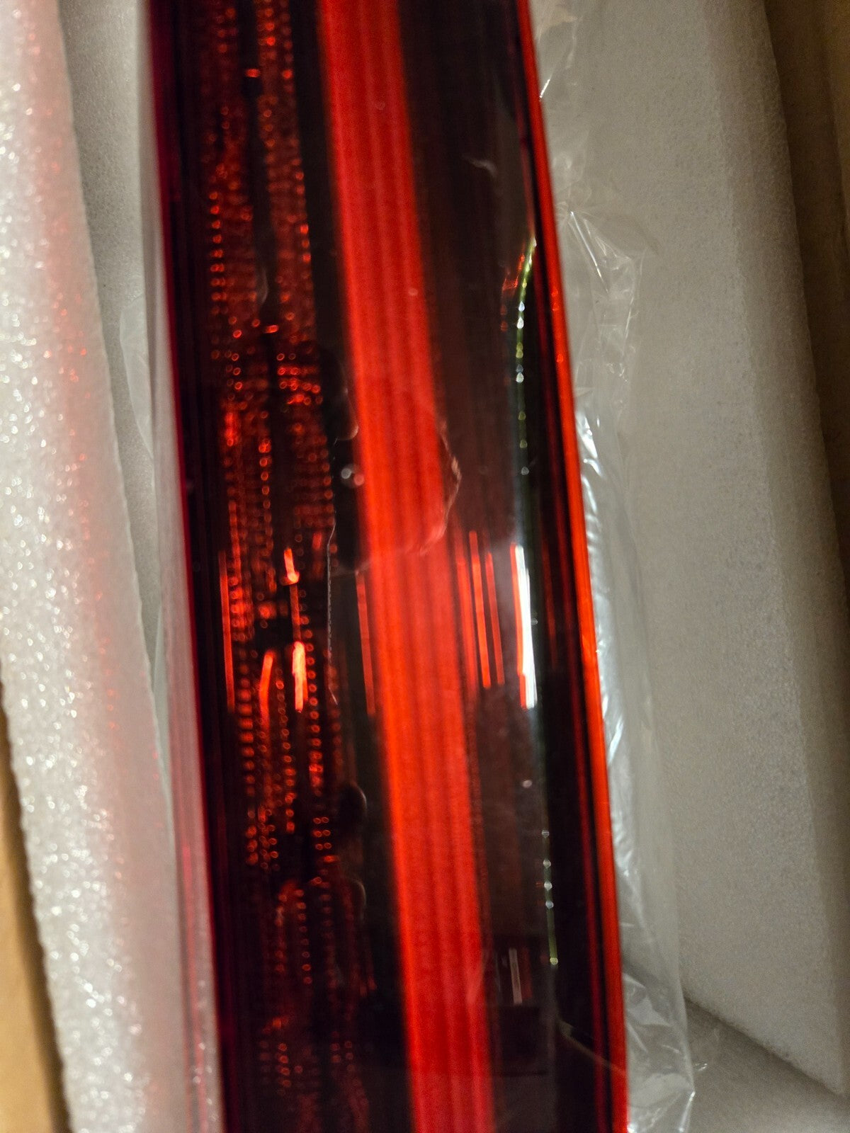 2021-2023 Volvo S60 Rear Right Tailgate Rear Tail Light Lamp 32133725 OEM