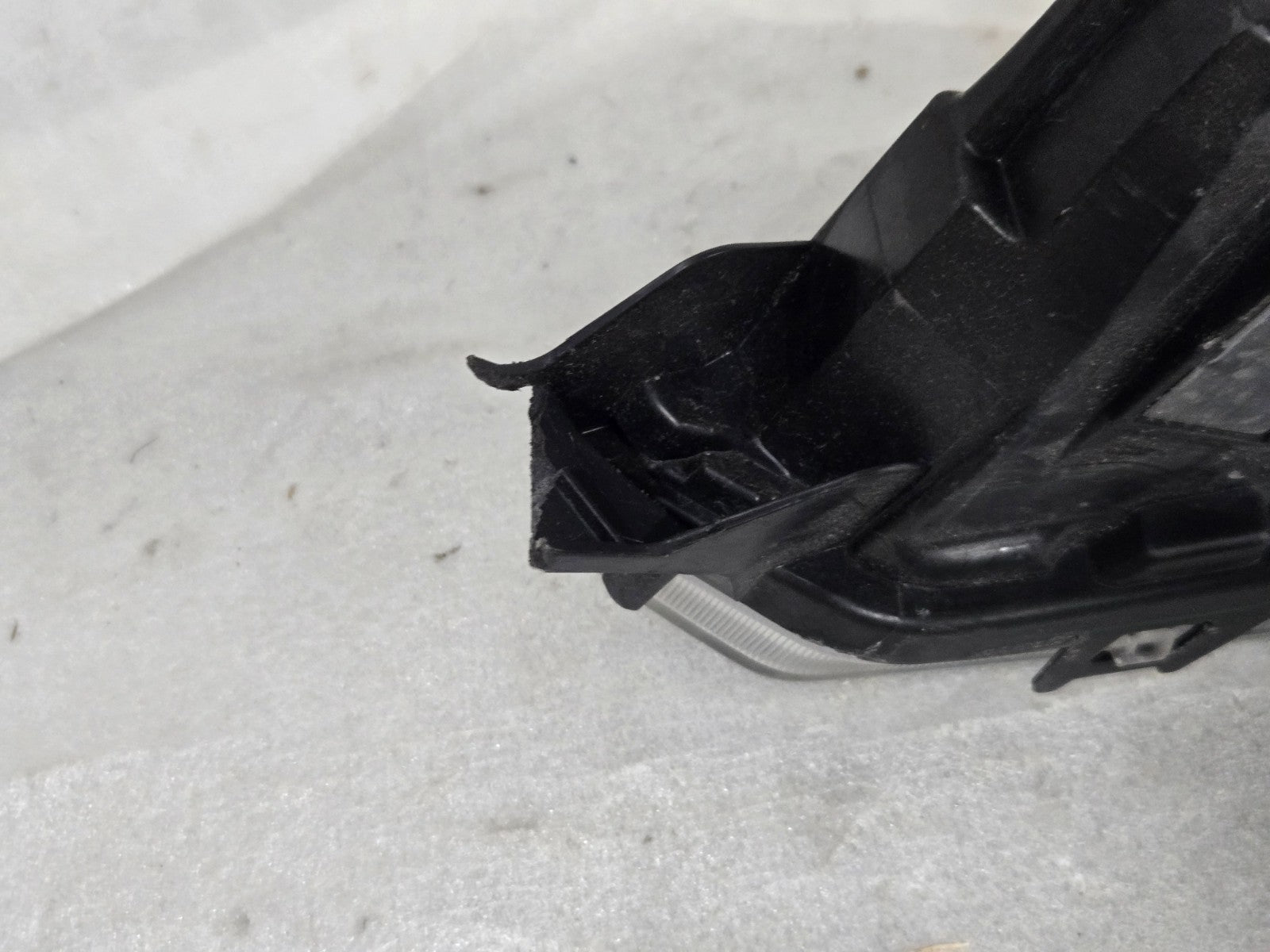 2018 2019 Ford Explorer Fusion Right RH LED Fog Light OEM HS73-15A254-CD