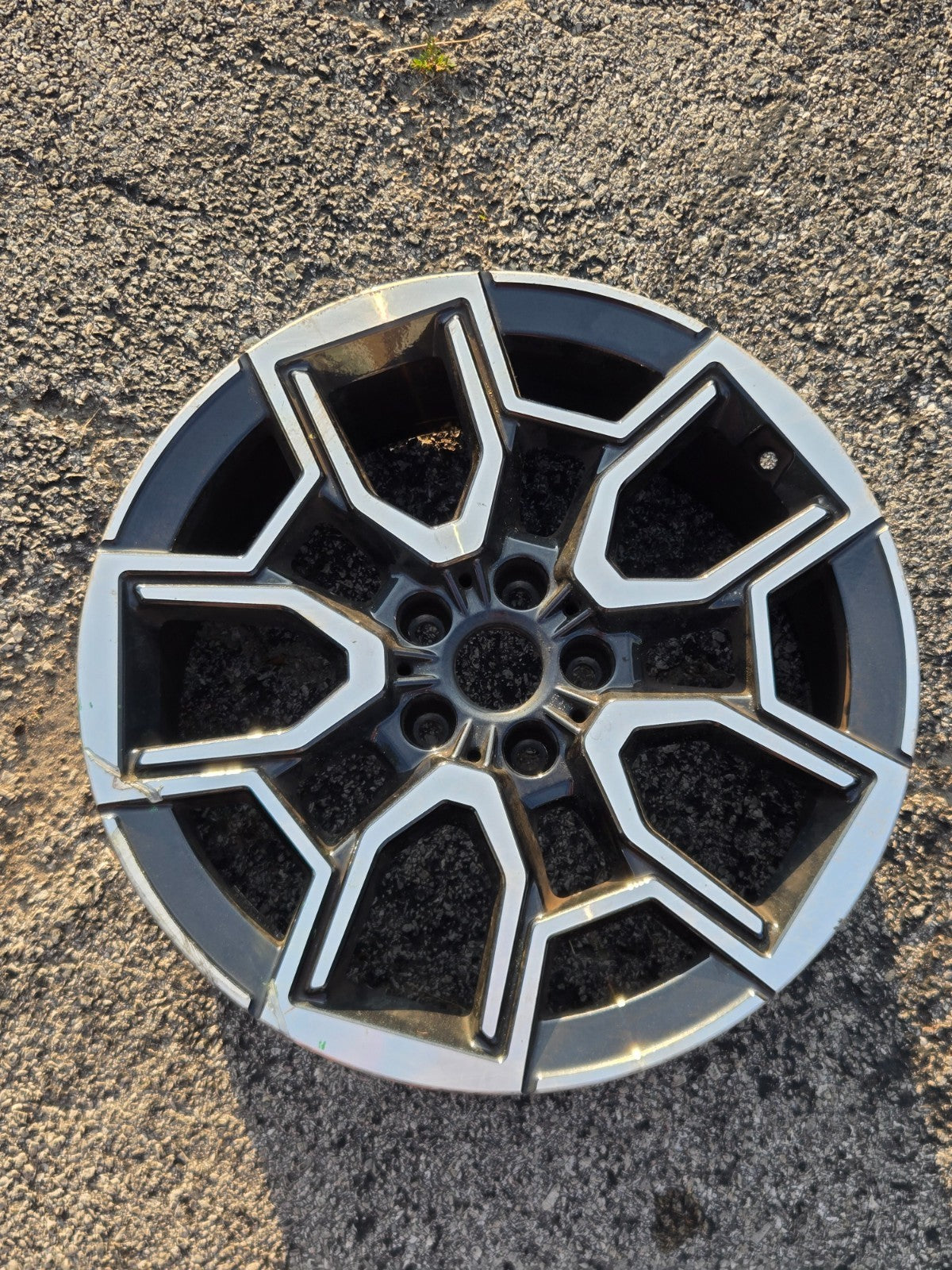 BMW X2 X1 2023 2024 19" OEM Wheel Rim Style 867 36116898041 6898041