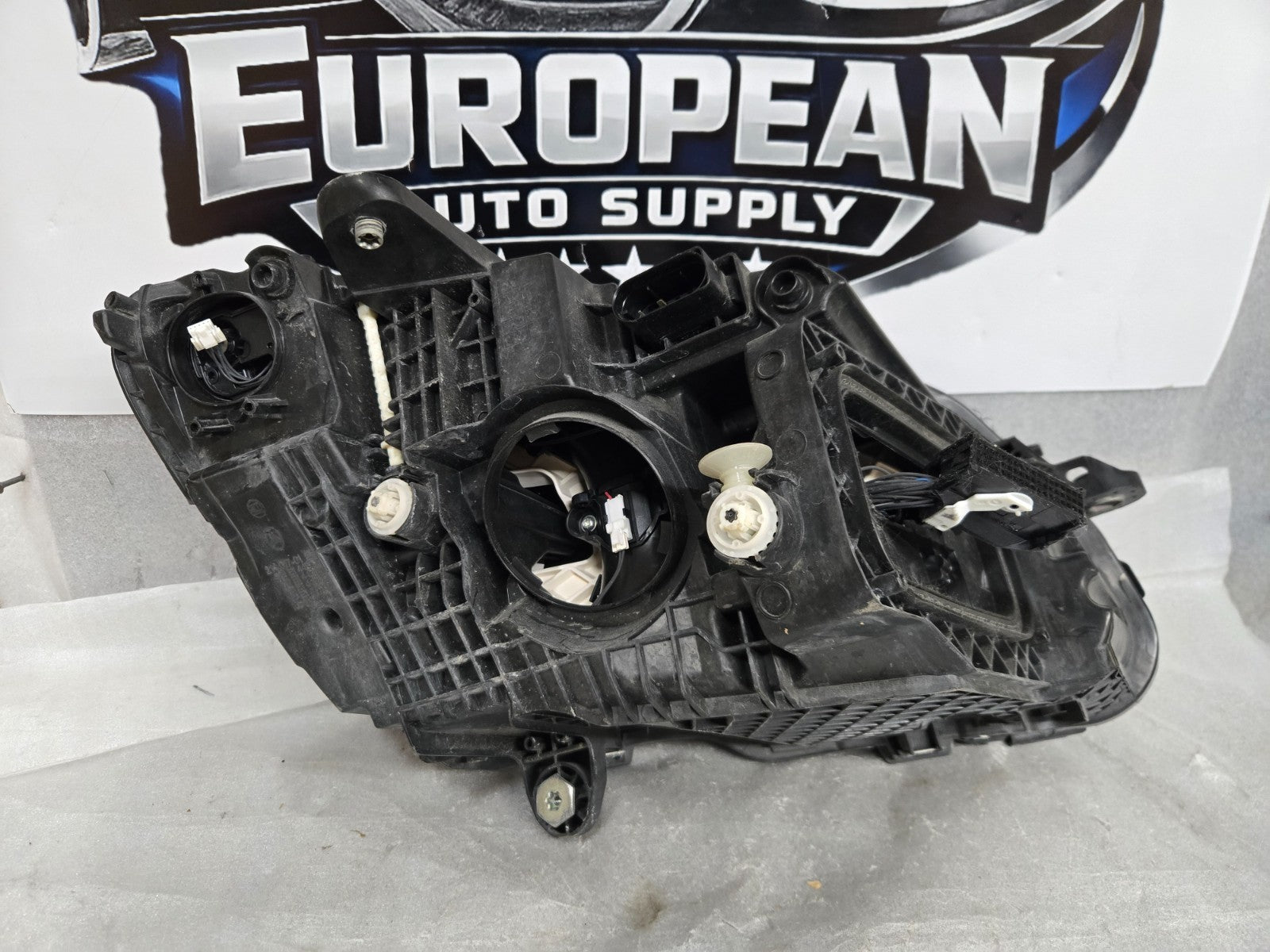 2019-2021 MERCEDES-BENZ C-CLASS LEFT LH DRIVER LED HEADLIGHT OEM A2059066706