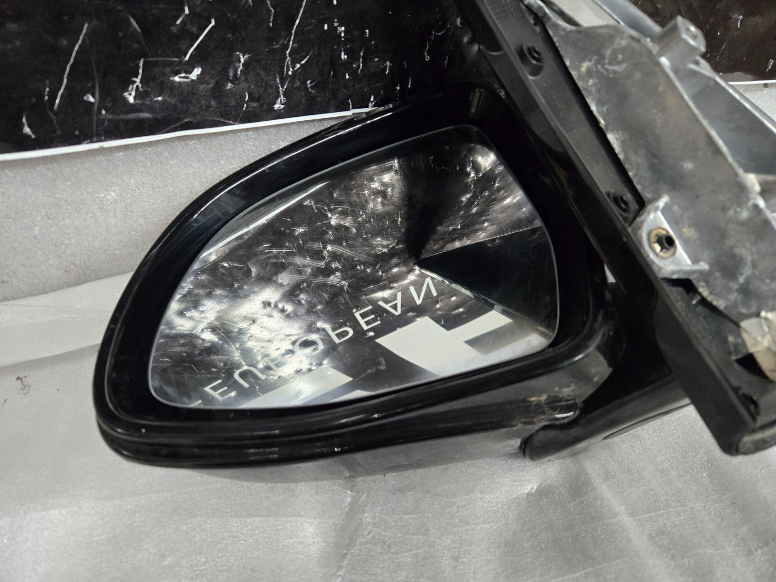 2014 - 2018 BMW X5 F15 FRONT LEFT LH DOOR EXTERIOR SIDE VIEW MIRROR OEM WHITE