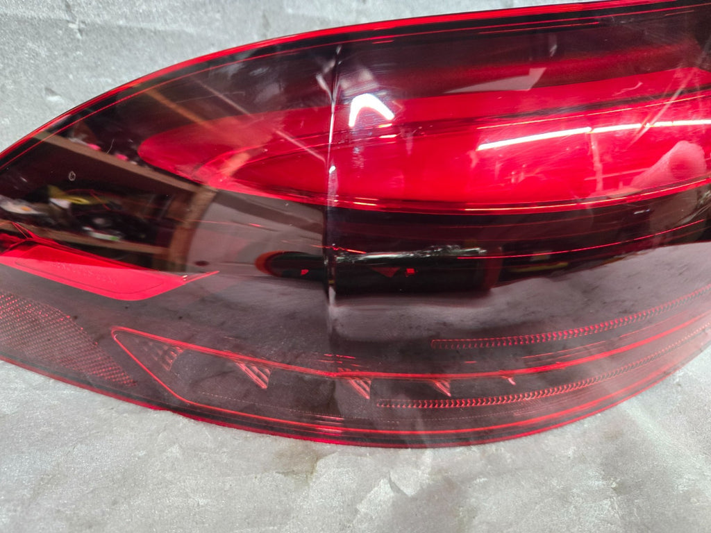 2024-2026 Mercedes Benz GLE350 GLE450 Left Driver LED Taillight A1679066710 OEM