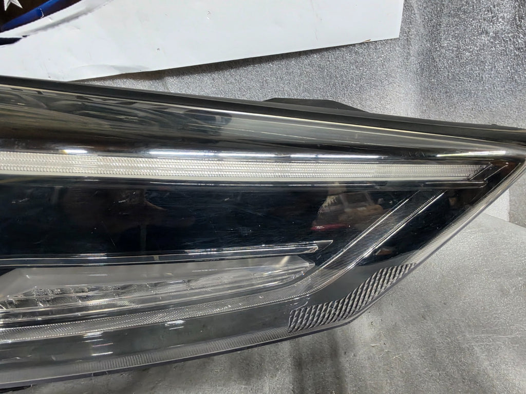 2019-2021 Hyundai Tucson Right RH Passenger Full LED Headlight OEM 92102-D3750