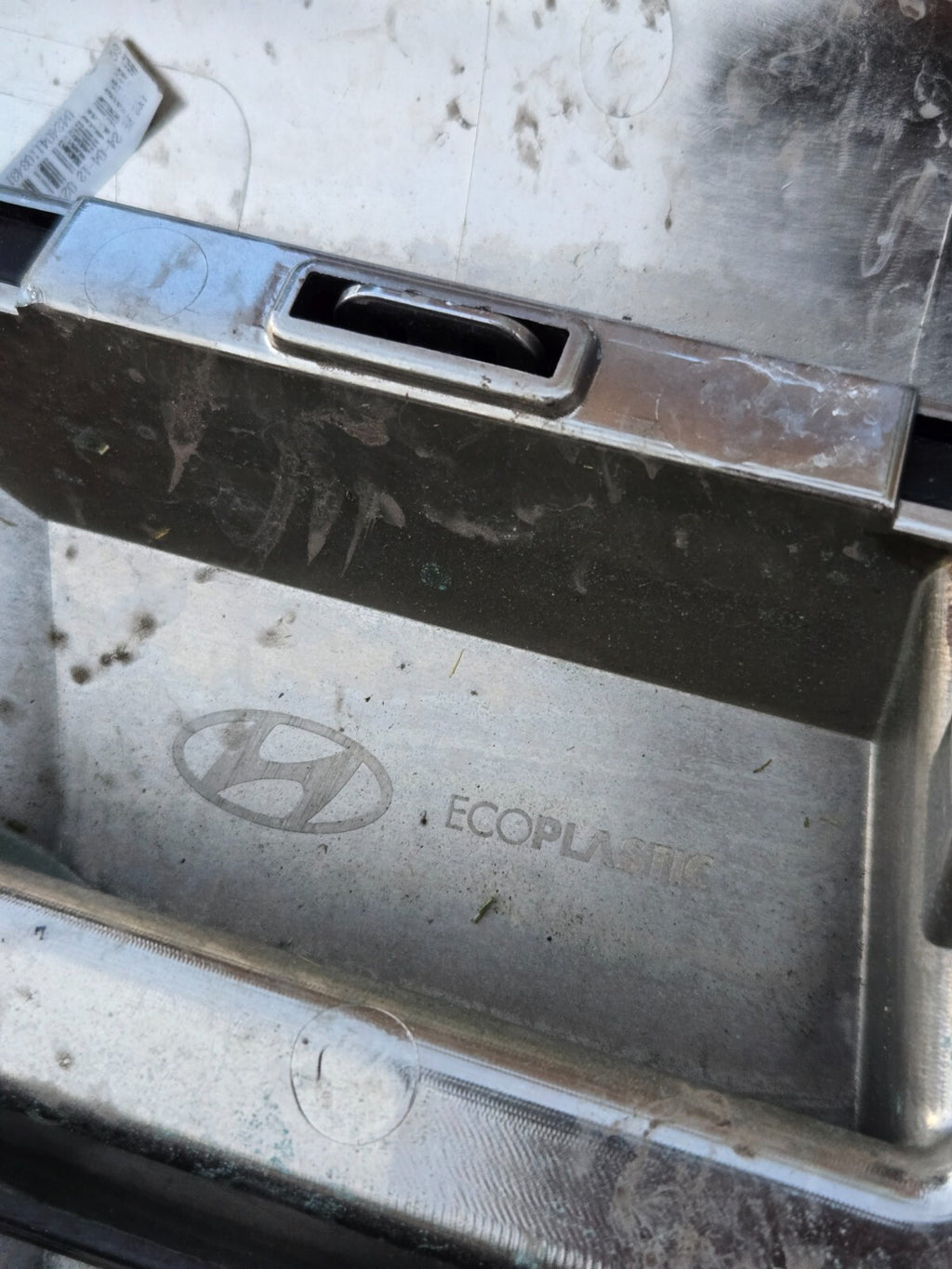 2023 2024 HYUNDAI PALISADE GRILLE OEM FRONT CENTER GRILL W/O CAMERA 86599-S8CB0