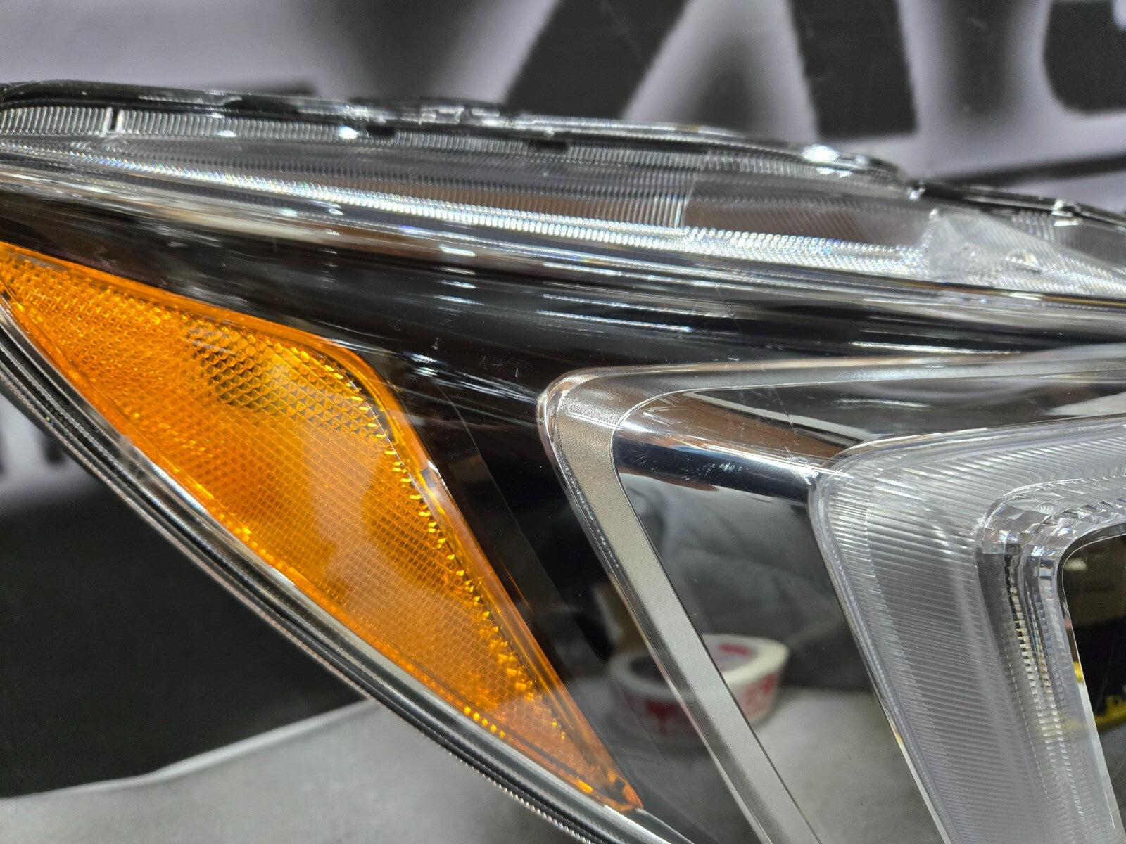 2015 2016 2017 Subaru Outback Legacy Halogen w/LED Right Headlight Lamp OEM