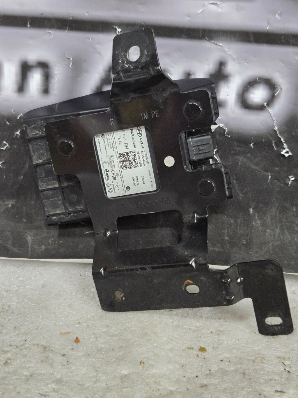 2021-2023 Hyundai Santa Fe Blind Spot Radar Sensor Module 99150-S1500 OEM