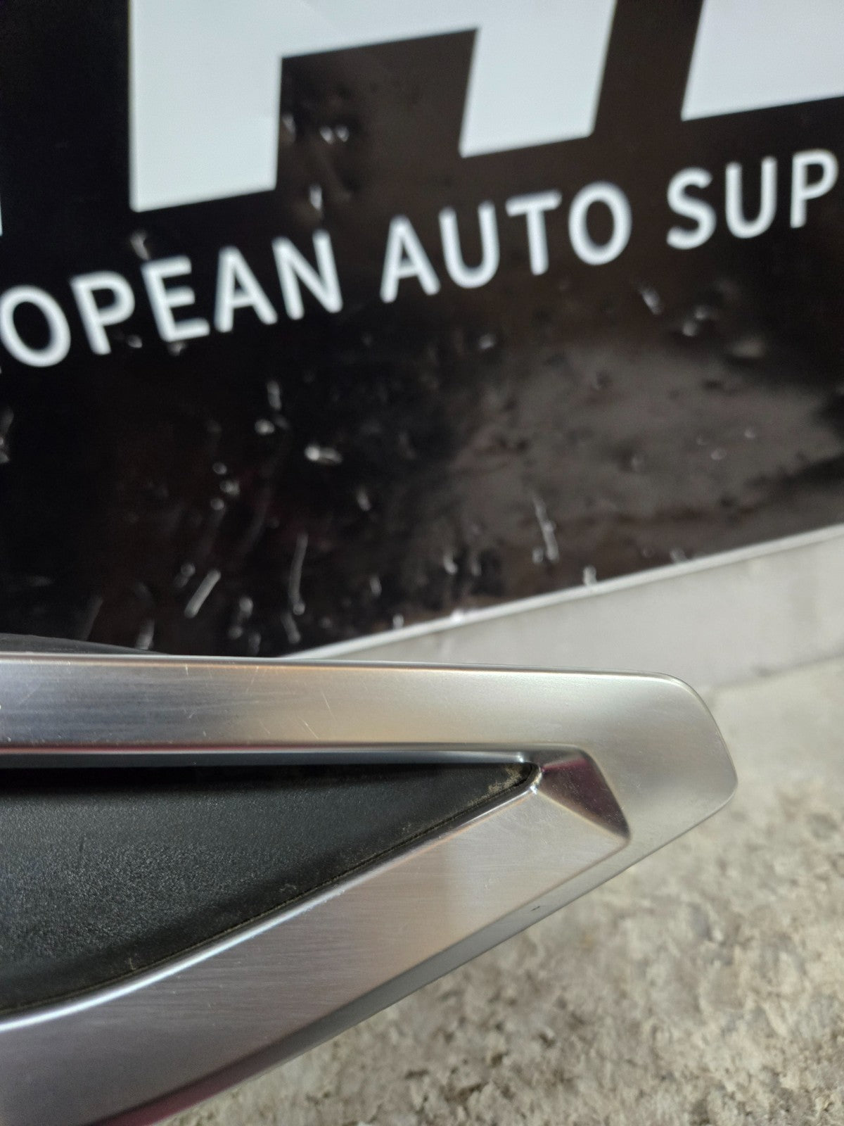 2019 BMW X5 G05 Fender Trim Right RH Passenger Side 7418178 OEM Silver
